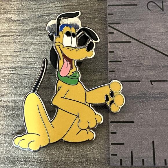 Disney Park Bundle with Pluto and Donald Duck Celebrate Everyday w/Mickey Ears - Picture 6 of 7